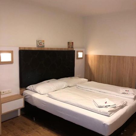 Gastehaus Penny Rooms N Hallein Dış mekan fotoğraf