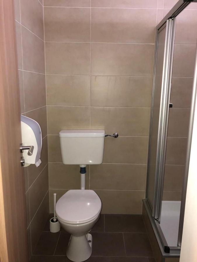 Gastehaus Penny Rooms N Hallein Dış mekan fotoğraf